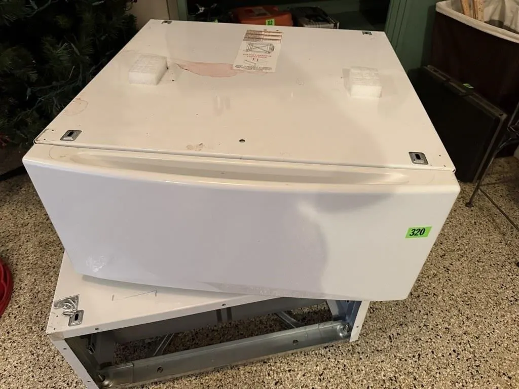 Appliance storage risers (2)