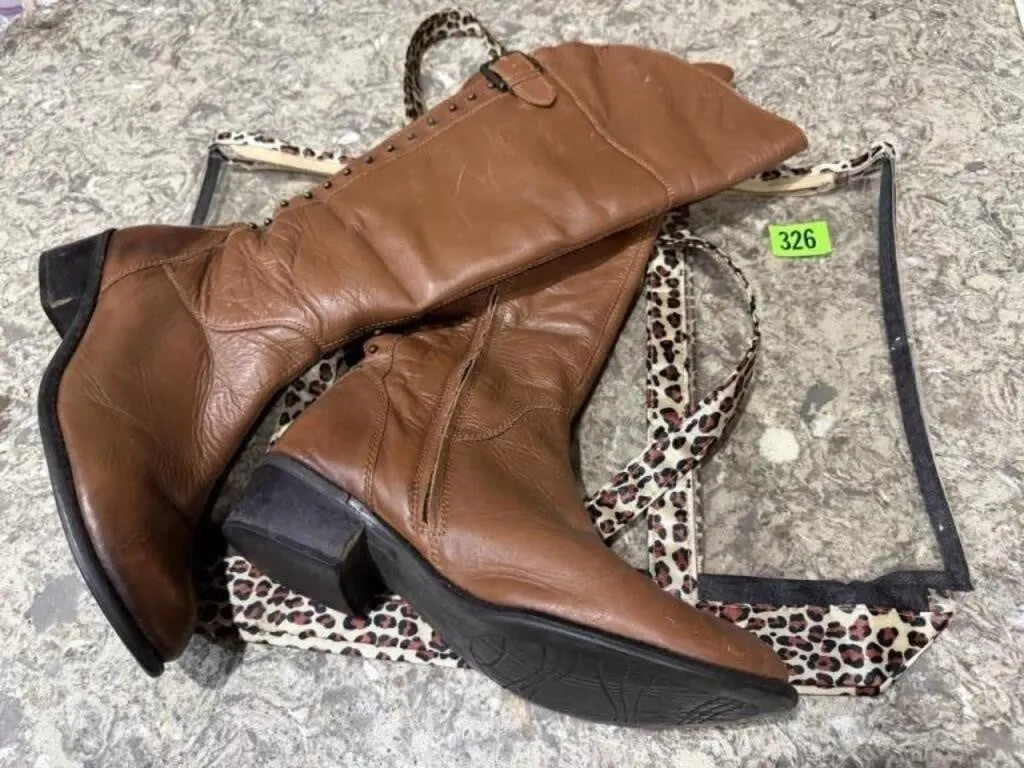 Clear tote bag, fashion boots