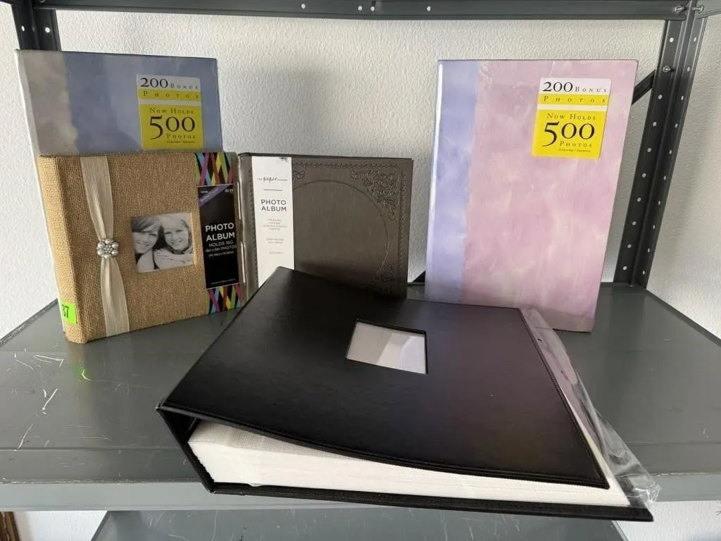 Empty photo albums