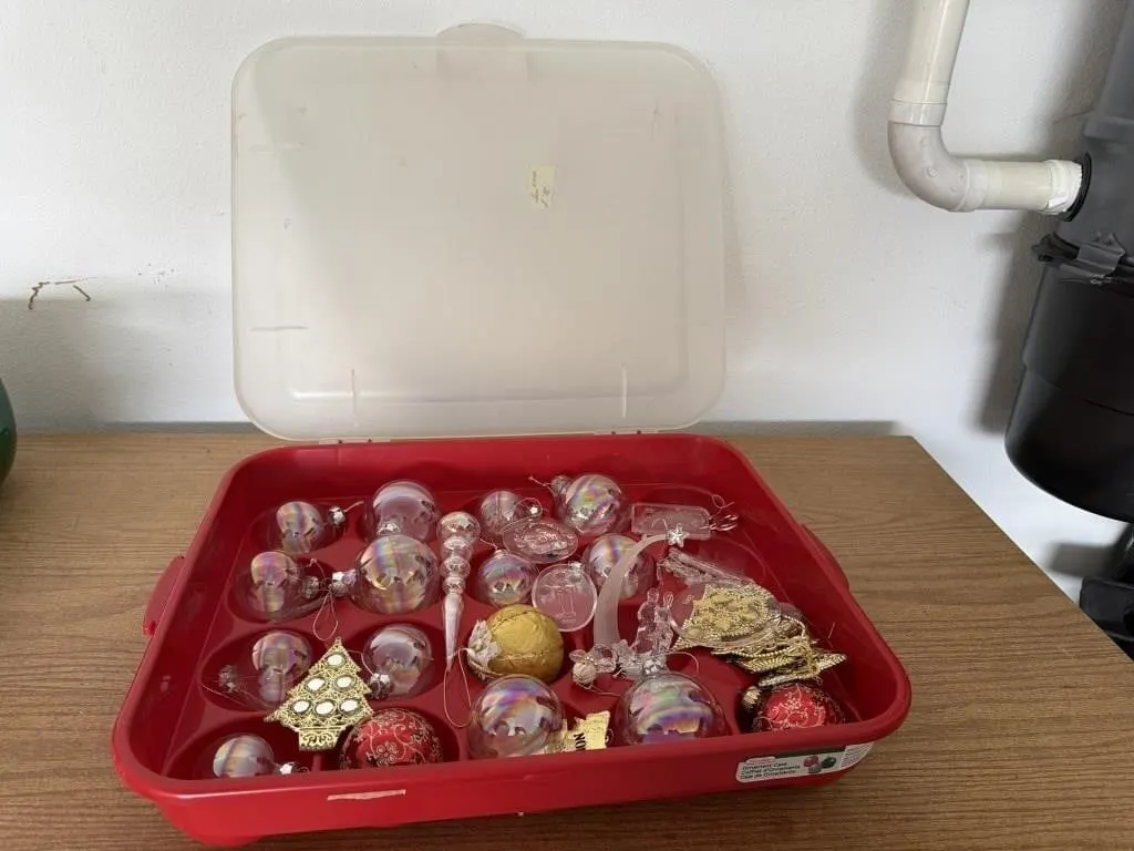 Christmas ornaments, Sterlite ornament case