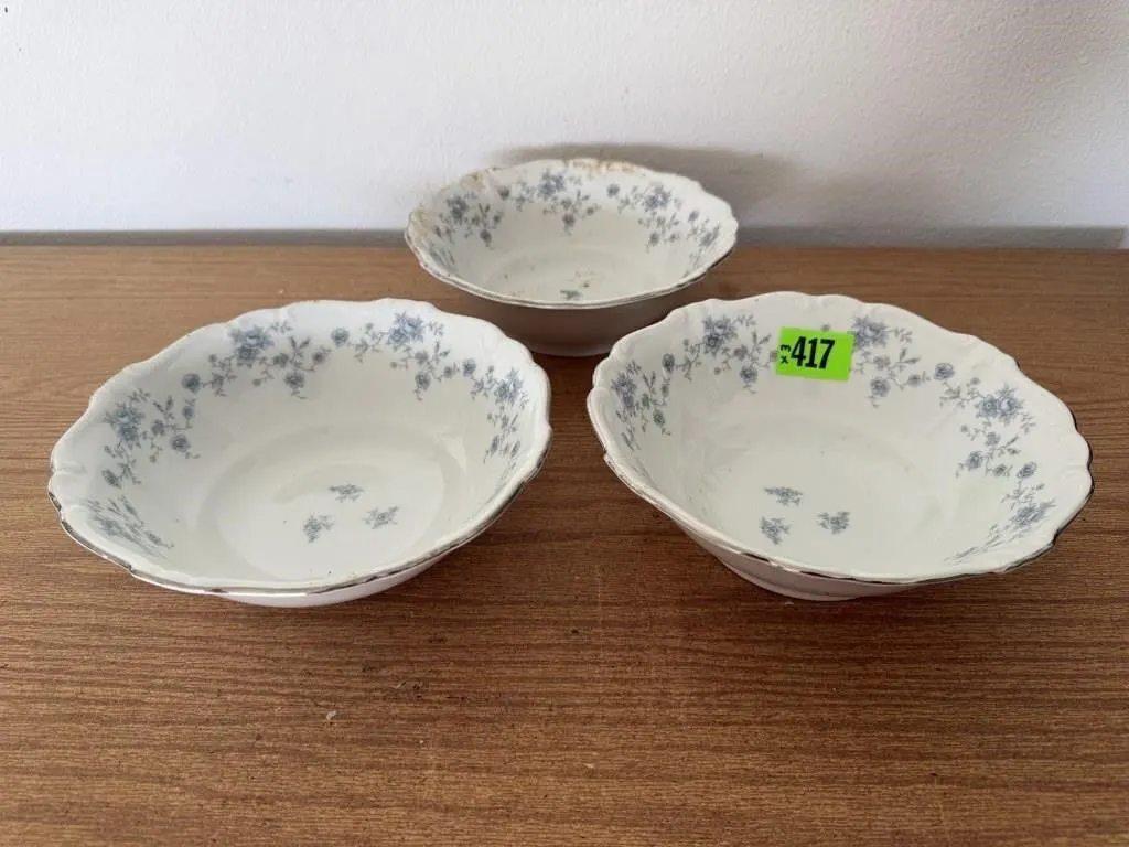 Johann Haviland blue garland china bowls (3)