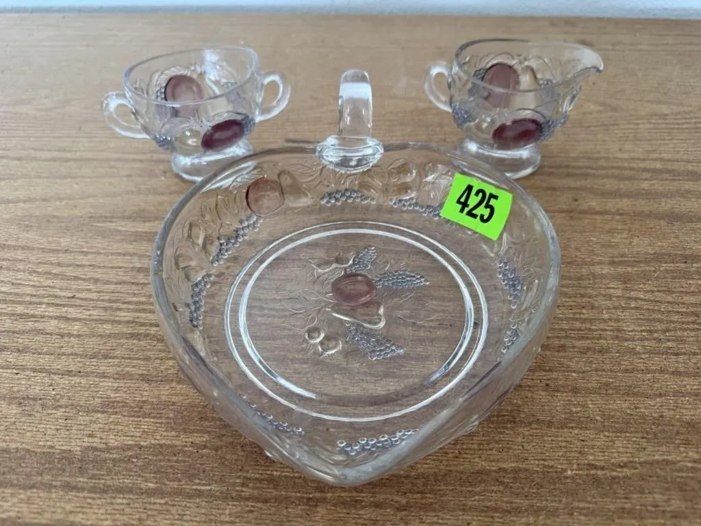 Westmoreland glass Della Robbia cream & sugar,