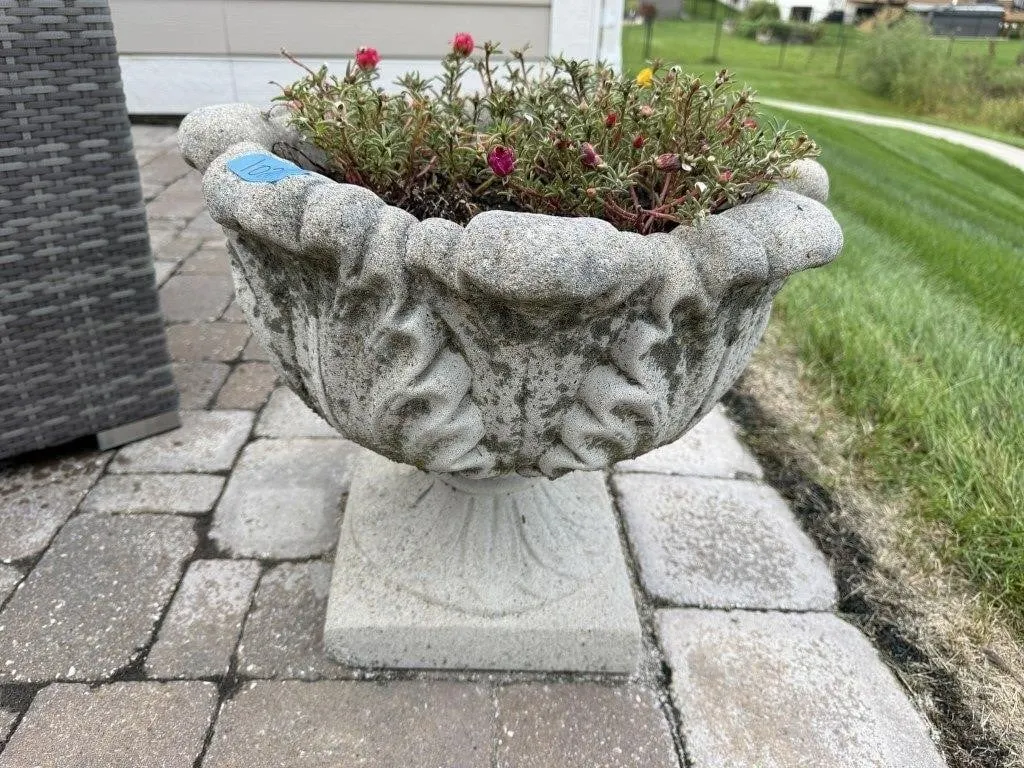 Concrete planter
