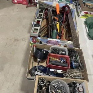 Wrenches, Screw Drivers, Hole Saws, Levels, Square