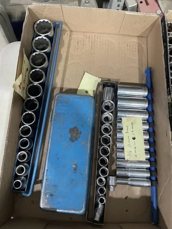 1/2" & 3/8" Deep & Regular Socket Drives