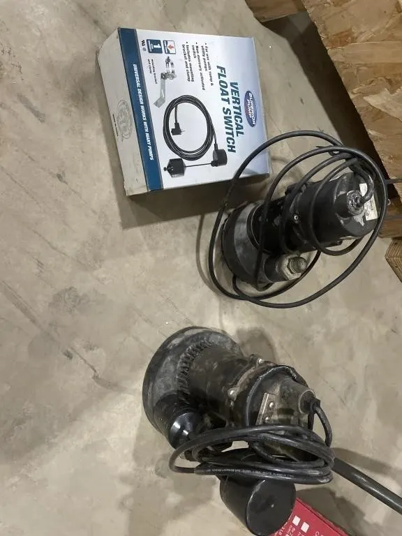 2 Sump Pumps & Vertical Float Switch Pump