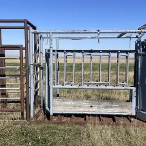 Cattle Squeeze W/ Rear Extension Cage