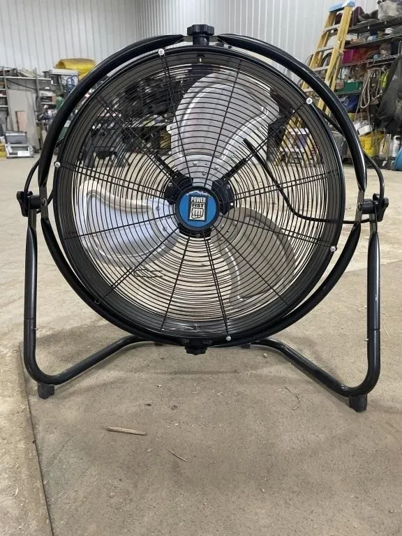 Power Fist 20" Floor Fan