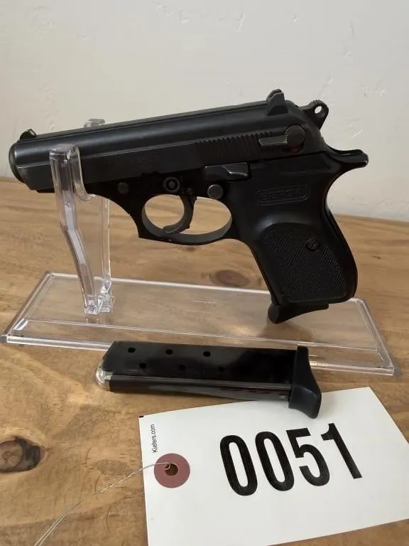 Bursa Thunder .380 ACP comes with additonal mag