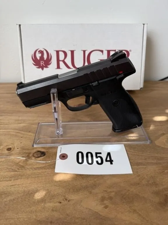 Ruger 9E 9MM with box