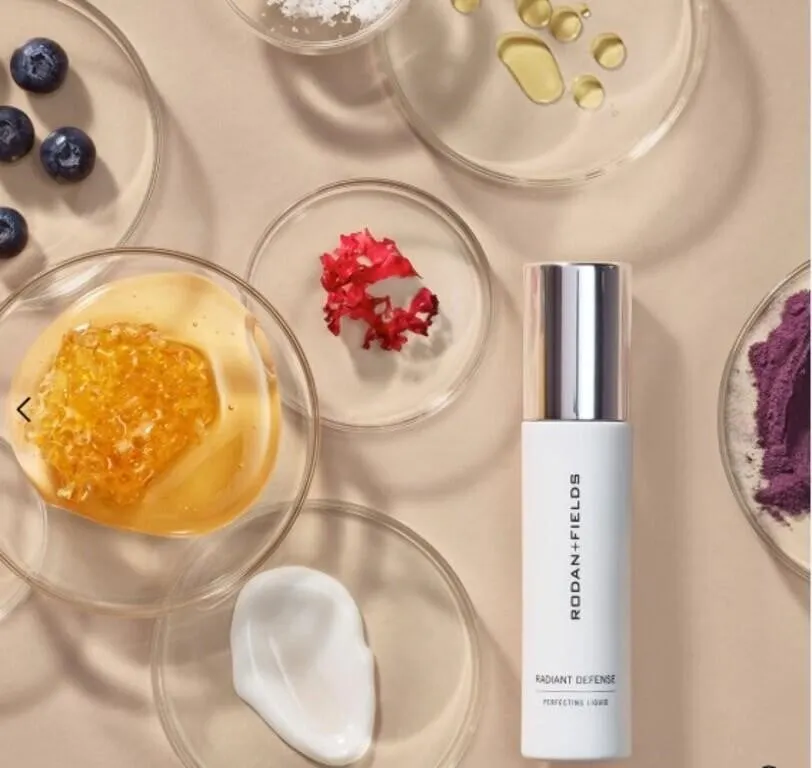 RODAN + FIELDS Radiant Defense Perfecting Liquid 0