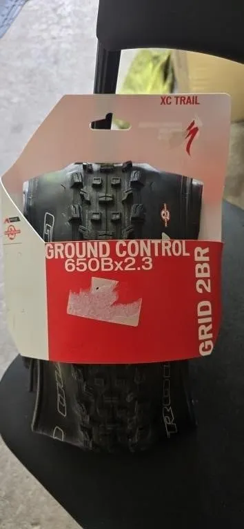 Tire 27.5/650Bx2.3 Spec'd Ground Control Grid 2BR