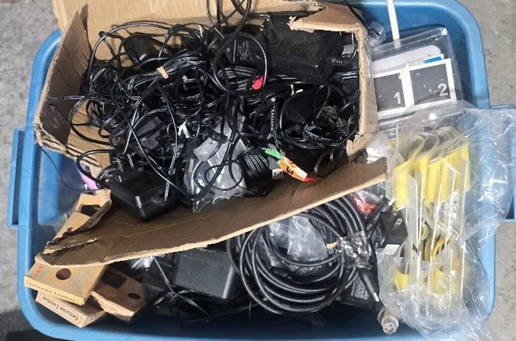 Job Lot - Electronics Accessories and more