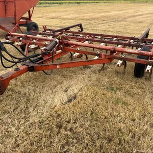 International 13’ cultivator