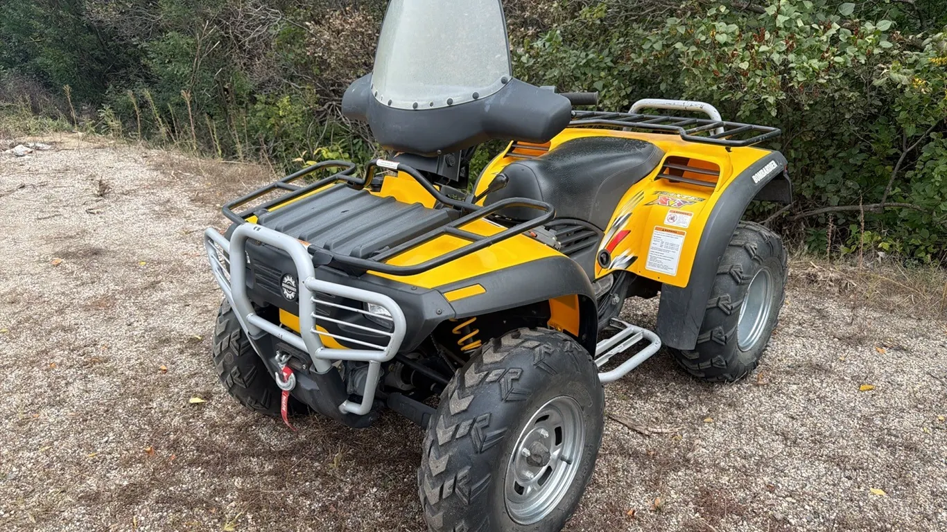 Bombardier Traxter XT 4x4 ATV (No Title, Non-Running)