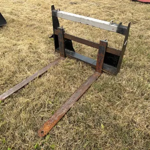 48” Pallet forks w/ skid steer quick attach
