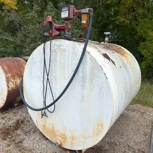 1000 Gallon fuel tank w/ Fill-Rite 20gpm pump, meter & nozzle