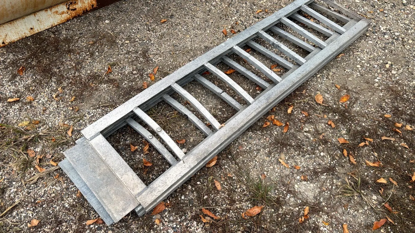 PR) 65”x16” alum ramps