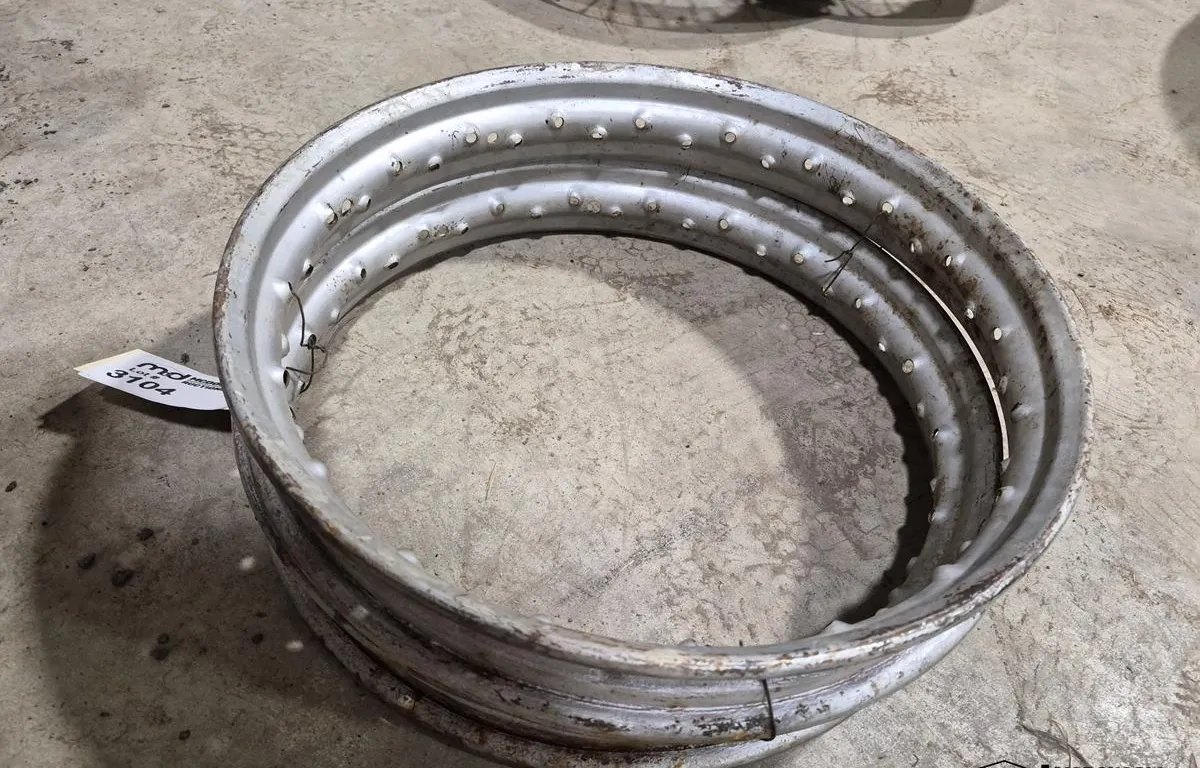 (2) 18" Harley Davidson or Indian Rims
UNRESERVED
