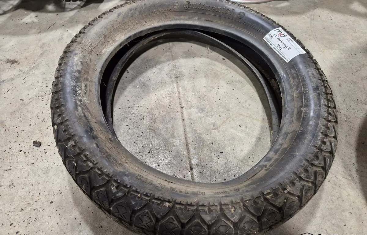 17" Motorcycle Tire
UNRESERVED