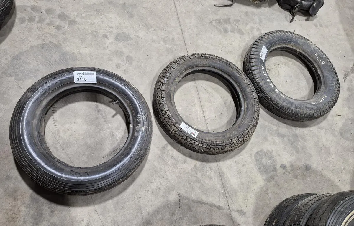 (3) 16" Tires
UNRESERVED