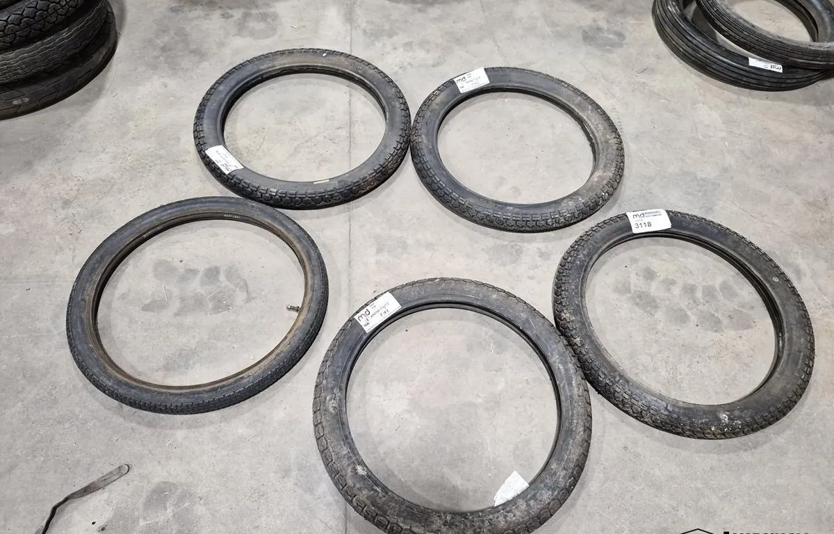 (5) 18" Tires
UNRESERVED