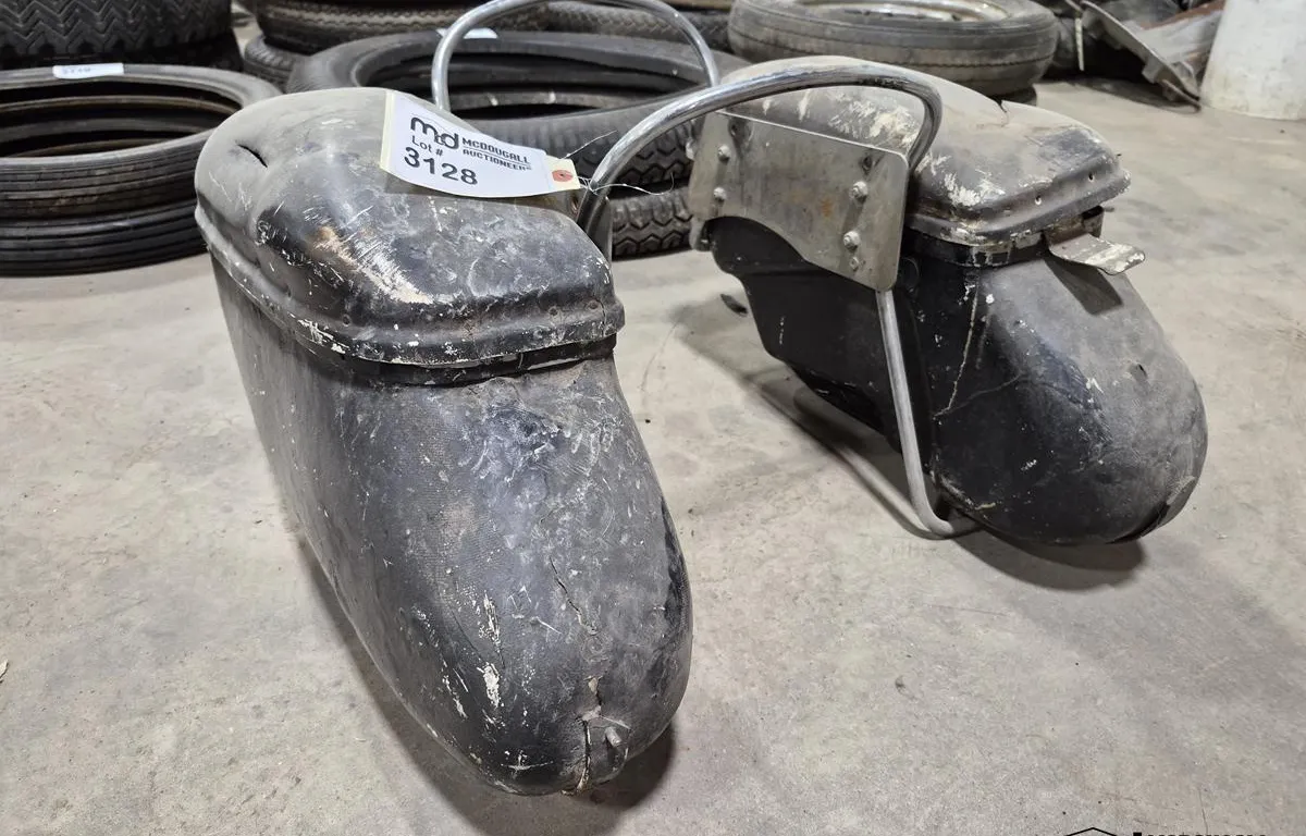 Fiberglass Motorcycle Saddle Bags
UNRESERVED