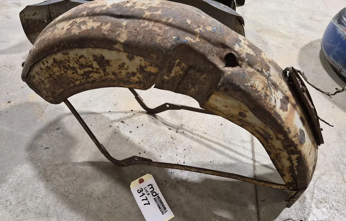 1930-Up Harley Davidson Fender
UNRESERVED
