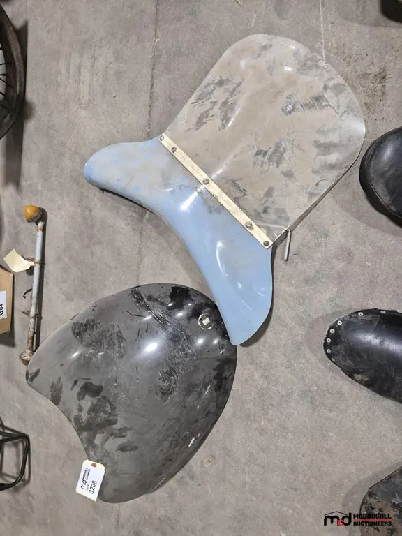 Unknown Motorcycle Windshields
UNRESERVED