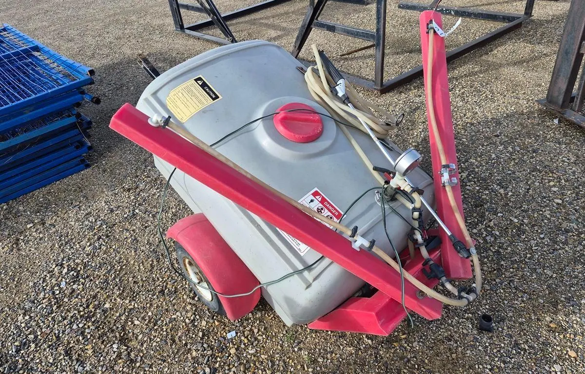 Douglas Tow-Behind Sprayer
UNRESERVED