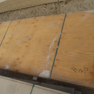 7x Sheets 5/8? Plywood – 4' x 8'
