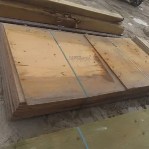 6x Sheets 5/8? Plywood – 4' x 8'