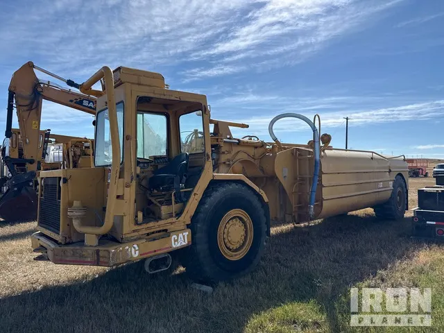 1991 Cat 613C 5000 gal Water Wagon
