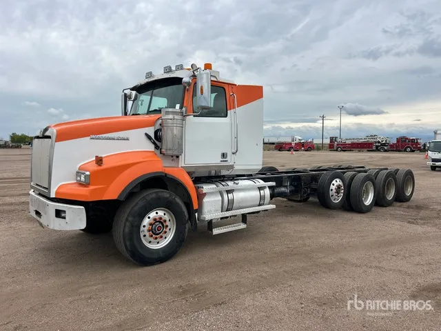 2016 Western Star W4900 10x6 Cab and Chassis