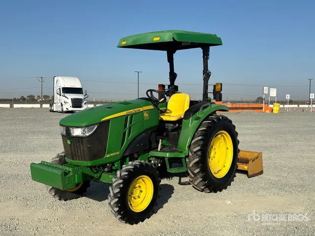 2015 John Deere 4066M 4WD Utility Tractor
