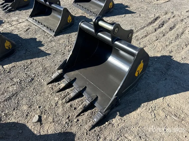 Trojan 80CL 36 in Digging Excavator Bucket - Fits Cat 307/308, Komatsu PC78/88, Deere/Hitachi 75/85, Case, New Holland, Kobelco SK80, Bobcat E80