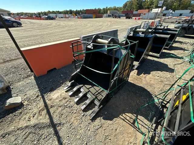Trojan 200CL 42 in Digging Excavator Bucket - Fits 80mm Cat 320/321/323, Hyundai R210, Komatsu PC200/220, Deere 160/200/225, Kobelco SK210, Case 210/2