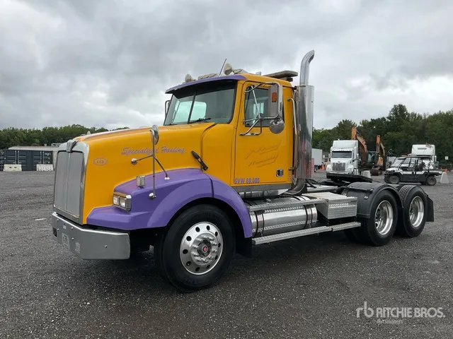 2005 Western Star 4900SA 6x4 T/A Day Cab Truck Tractor