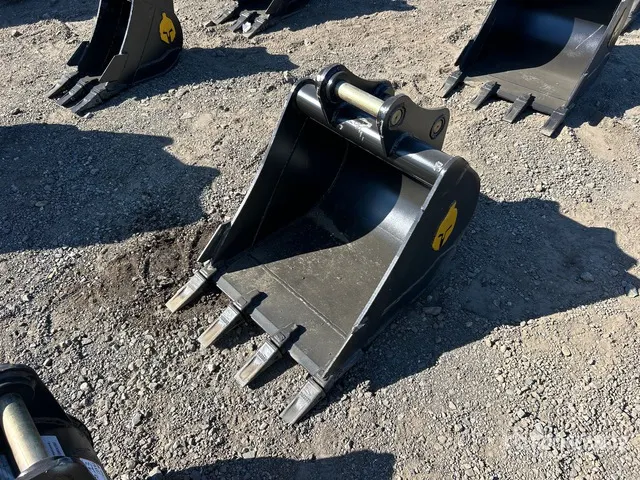 Trojan 50CL 24 in Digging Excavator Bucket - Fits 45mm Cat 305, 305.5 Komatsu PC45/50/55, Hyundai R55, Hitachi/Deere 50D/G, Case, New Holland, Kobelco
