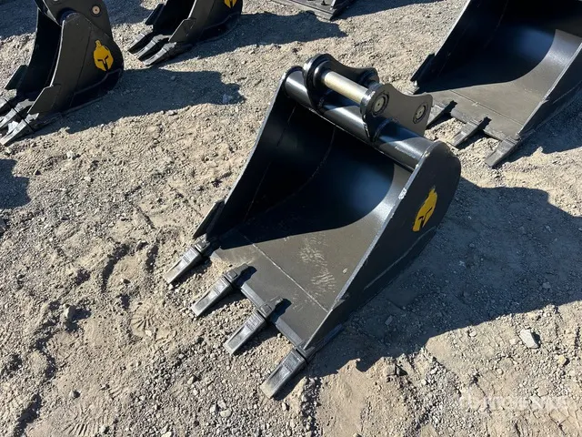 Trojan 50CL 24 in Digging Excavator Bucket - Fits 45mm Cat 305, 305.5 Komatsu PC45/50/55, Hyundai R55, Hitachi/Deere 50D/G, Case, New Holland, Kobelco