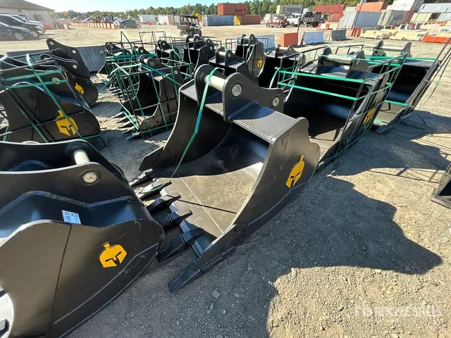 Trojan 200CL 54 in Digging Excavator Bucket - Fits 80mm Cat 320/321/323, Hyundai R210, Komatsu PC200/220, Deere 160/200/225, Kobelco SK210, Case 210/2