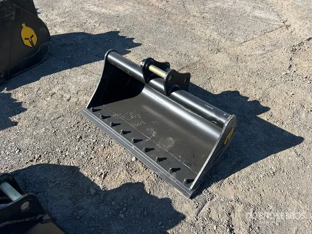 Trojan 35CL 42 in Cleanup Excavator Bucket - Fits 40mm Cat 303, 303.5, 304, Case, New Holland, Kobelco SK35, Deere/Hitachi 35D/G