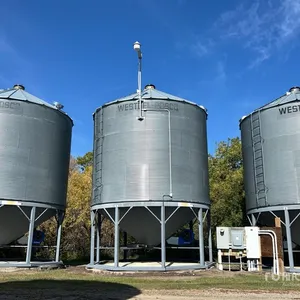 Westeel Rosco +/- 4700 bu 6 Ring Grain Bin
