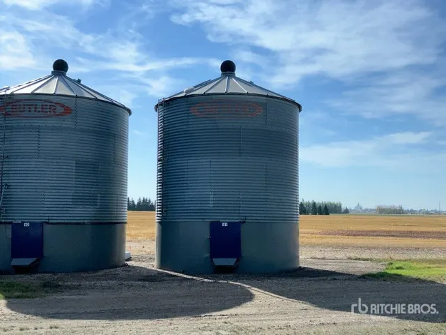 Butler +/- 4400 bu 4 Ring Grain Bin