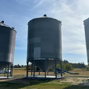 Westeel Rosco +/- 6000 bu 8 Ring Grain Bin