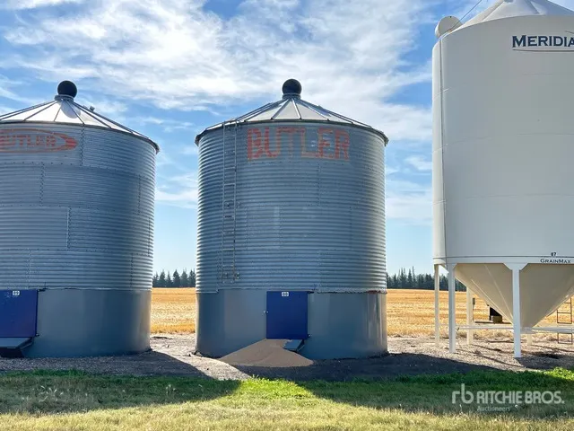Butler +/- 4400 bu 4 Ring Grain Bin