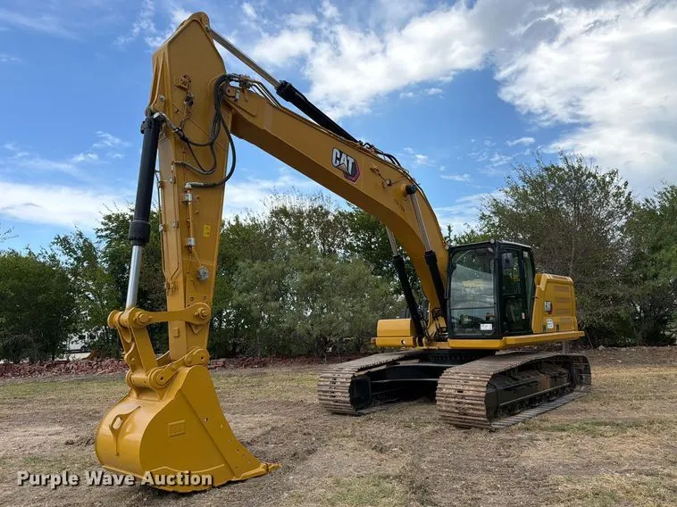 2022 Caterpillar 330 TC excavator
