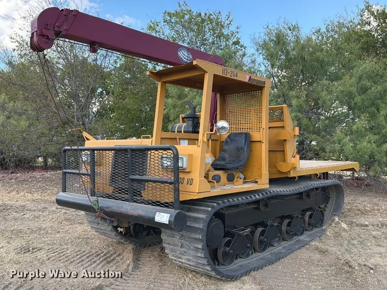 Morooka MST1500V track carrier