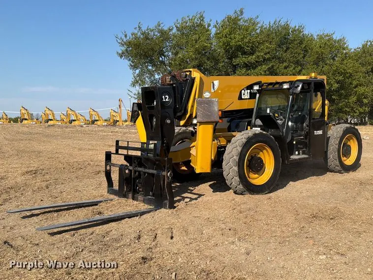 2013 Caterpillar TL1255C telehandler