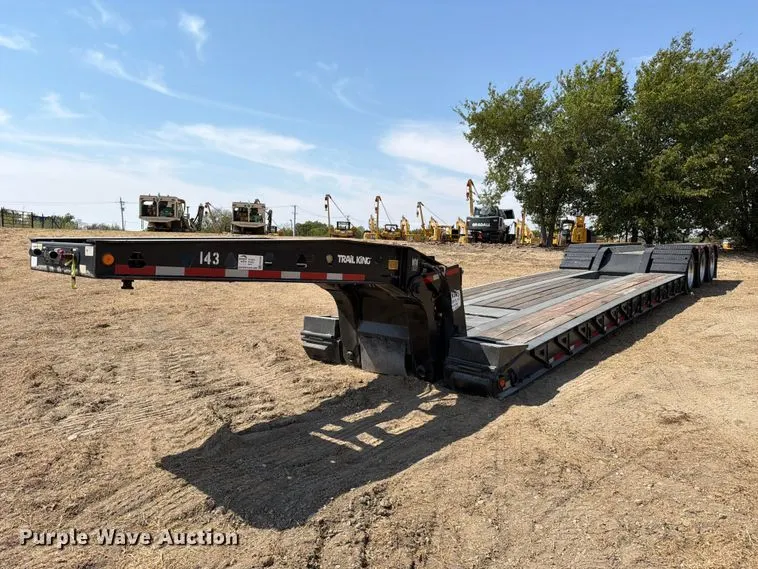 2005 Trail King TK110HDG 55 ton tri-axle lowboy trailer